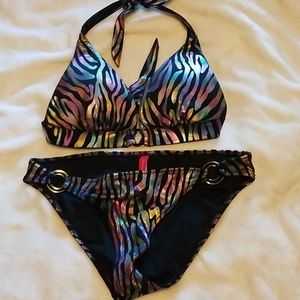 Black Zebra VS bikini